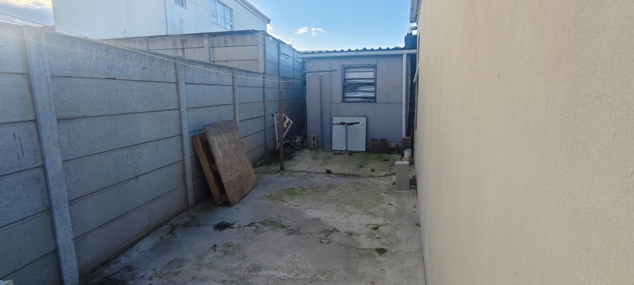 3 Bedroom Property for Sale in Rondevlei Park Western Cape